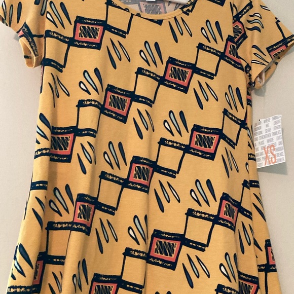 ❤️‍🔥🎉 LULAROE EXTREME SALE ALL SIZES🎉❤️‍🔥 - Picture 5 of 6